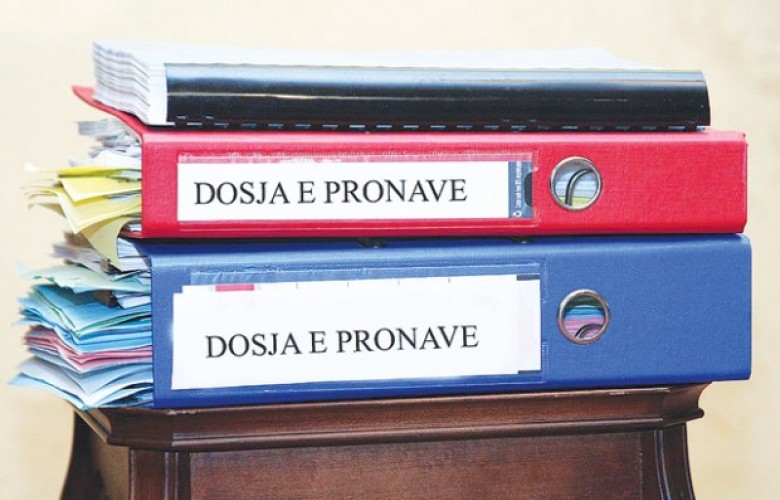 Si do përfitohen titujt e pronave në bujqësi?