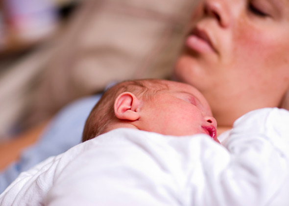 141009_DX_BabyMomHospital.jpg.CROP_.original-original.jpg