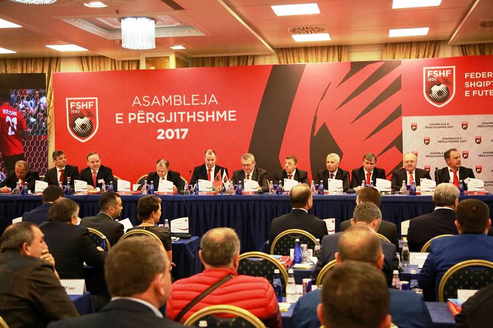 Mes skandalesh/ Kush po voton për kreun e FSHF-së?