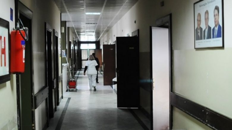 Ndodh në QKUK aparati i blerë para 2 vitesh ende nuk ka ardhur nga Austria