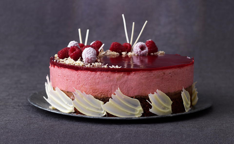 Torta që po thyen rekordet me imazhin dhe çmimin(Pamje)