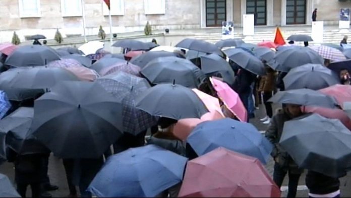 1544866351_mecadertekryeministria1.jpg