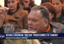 BERAT, MBLIDHET KESHILLI BASHKIAK: "RREZON" PRIVATIZIMIN E FK TOMORIT