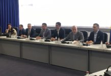 Haradinaj: Përçarja e madhe për taksën po na shkatërron