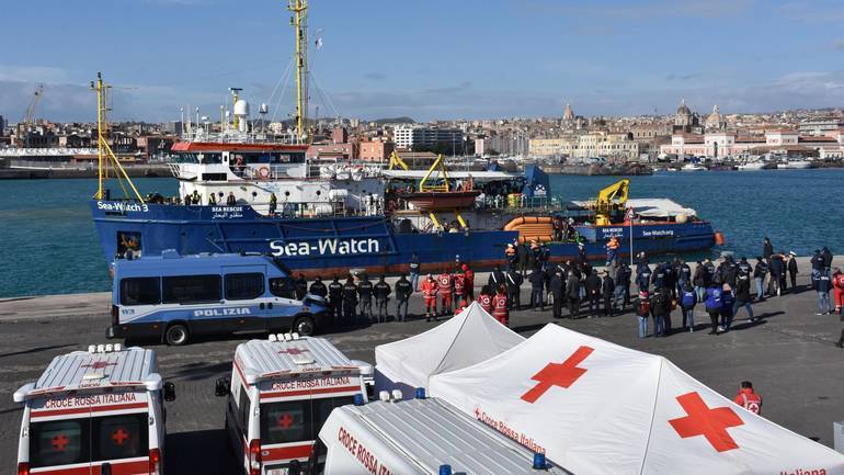 sea watch 3 sea watch brod migrantim epa