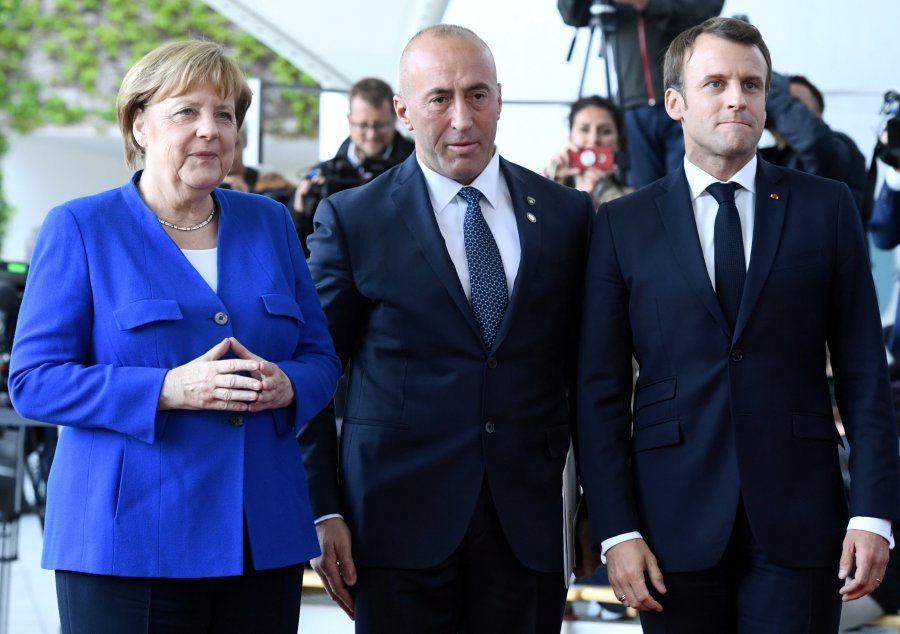 auto haradinaj Samiti RE1556553080