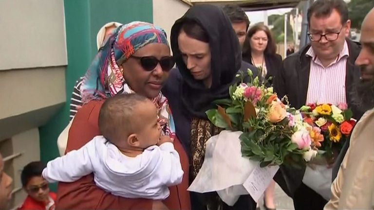 MASAKRA/ Imami i një prej dy xhamive në Christchurch: si po na vret 11 Shtatori dhe shembulli i Jacinda Ardernit 4 skynews jacinda ardern new zealand 4611319