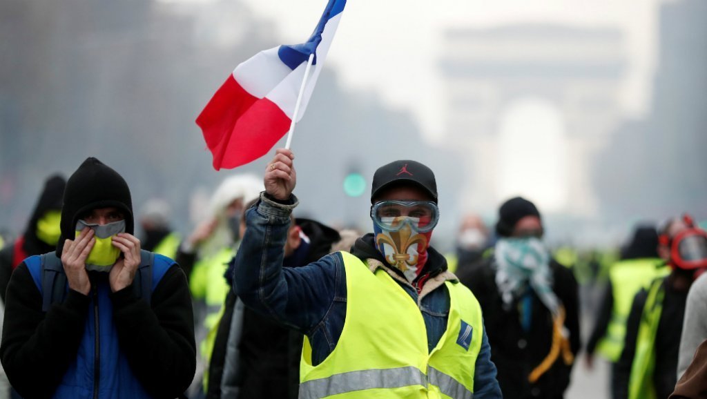yellow vests