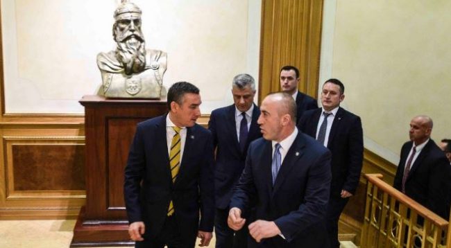 Samiti i Berlinit, Veseli mbledh krerët e shtetit