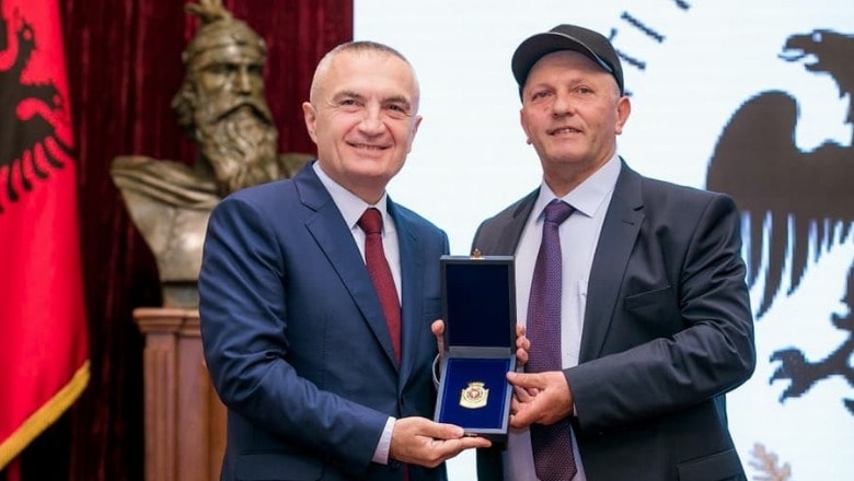 Presidenti Ilir Meta nderon Sulejman Demollarin, i akordohet titulli “Mjeshtër i madh”