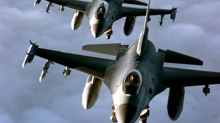 Tensionet Turqi - Greqi, provokon Athina: ne, mbrojtës të Europës 10 f 16 avioni epa main