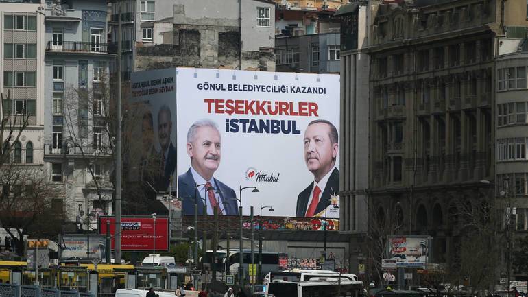 Brukseli, llogari Ankarasë: pse duhen ribërë zgjedhjet në Stamboll? 7 h 55172606