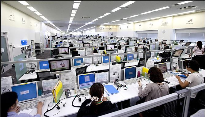 Ju tregoj si funksionojnë mashtrimet me bursat dhe call center, nga Shqipëria! 2 y 1 1