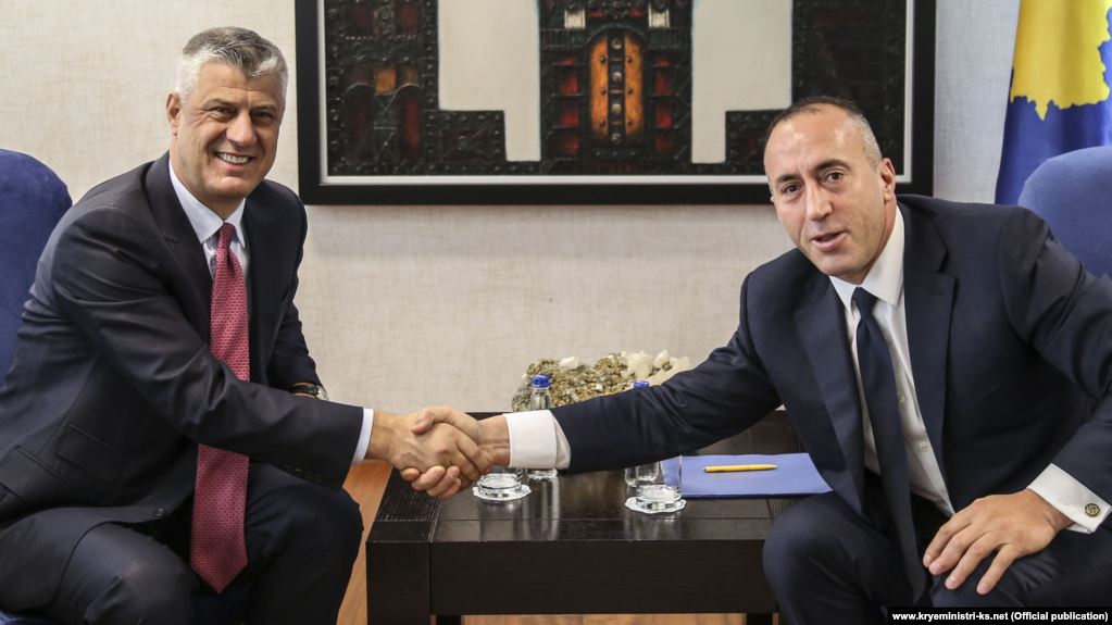 Kapitullimi i Millosheviçit, Thaçi e Haradinaj kujtojnë përfundimin e luftës