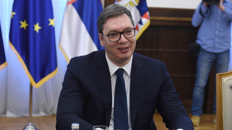 Vuçiç: Serbët e Kosovës janë të rrezikuar