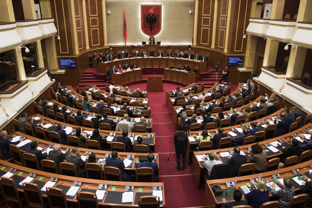 Shtyhet seanca plenare e 11 korrikut, ja arsyeja