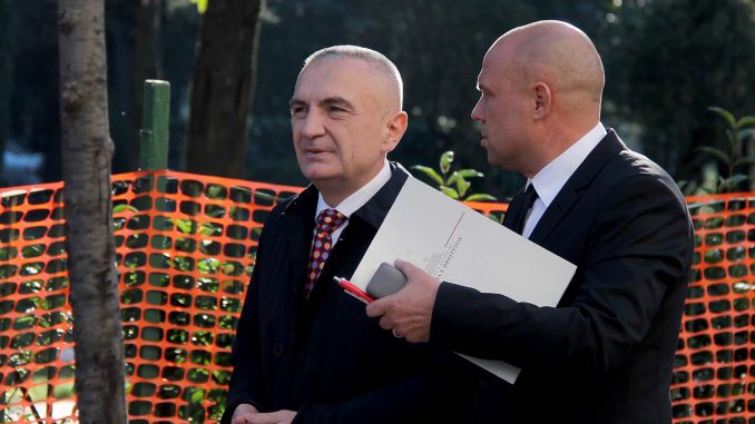 Kë po justifikon kaq fort ish ministri i LSI?! Manjani: E keqja nuk vjen nga dëshira për pasuri, por qeverisja e keqe