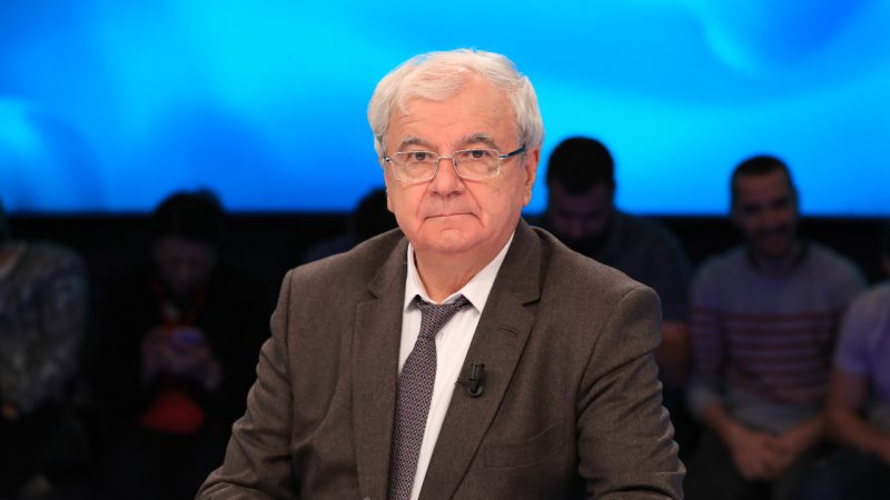 Spartak Ngjela: Ilir Meta ka nevojë për psikiatër, nuk di çfarë flet nga tmerri i SPAK