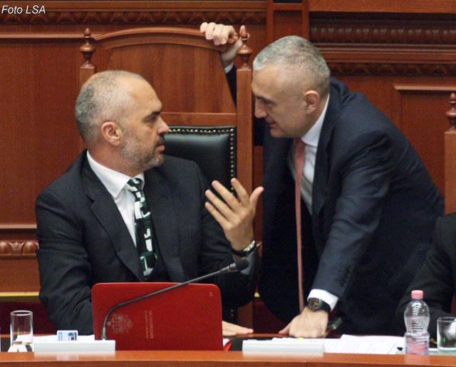 Pas PD edhe Meta del kundër Teatrit të ri dhe poston videon e Ramës në vitin 2000: Jam në koherencë të plotë për këtë prej 20 vitesh