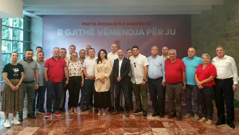 Spiropali me kryetarët e njësive: Analizë për të bërë më shumë për njerëzit e zakonshëm