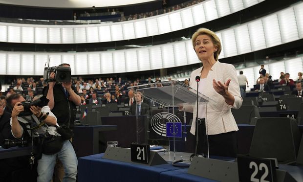 Ursula von der Leyen zbulon ekipin e saj: fytyra të reja dhe të moçme 6 3D83A4BC 397F 4CE2 BD4C 431C99F8FF4C v0 l