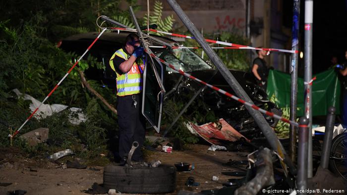 Terror rrugor në Berlin: Porsche vret katër këmbësorë në trotuar, përfshirë një fëmijë 11 50335342 303