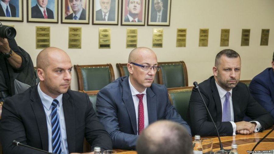 Lista Serbe dorëzon në KQZ listën me kandidatët për deputetë