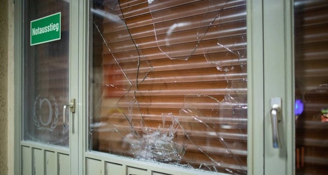 645x344 ypg supporters destroy turkish cafe kiosk in germanys herne 5 wounded 1571125592503