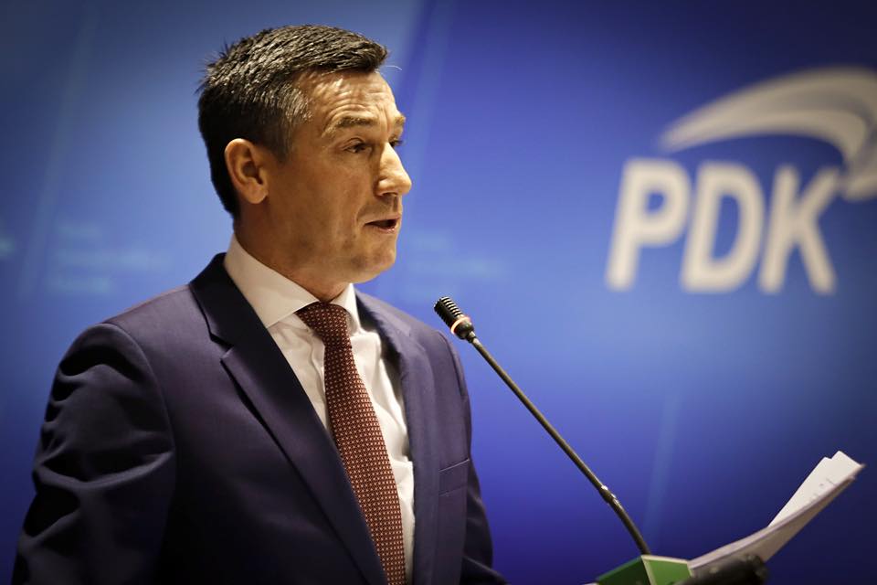 Definitivisht PDK-ja humbi zgjedhjet; pas 12 vitesh ajo del në opozitë!