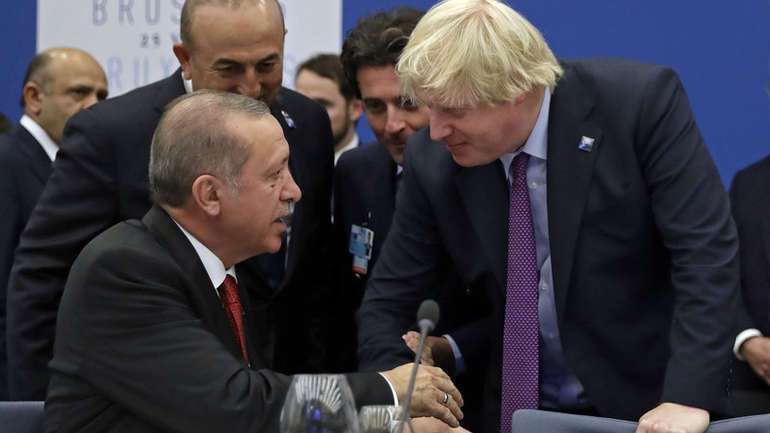 Johnson dhe Erdogan, ftesë për takim me Merkel e Macron: për Sirinë e të tjera 13 johnson erdogan epa