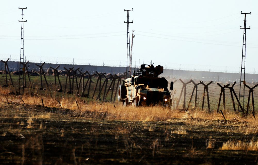 Turqia nis riatdhesimin e militantëve të IS-it 3 43ab89809b534ebca5f549f859d24bb1 1000