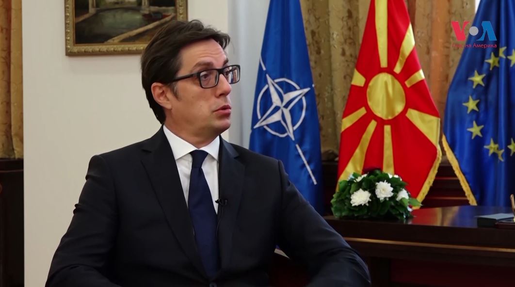 Pendarovski: të kërcënuar nga fake news-e përpara hyrjes në NATO 3 pendarovski