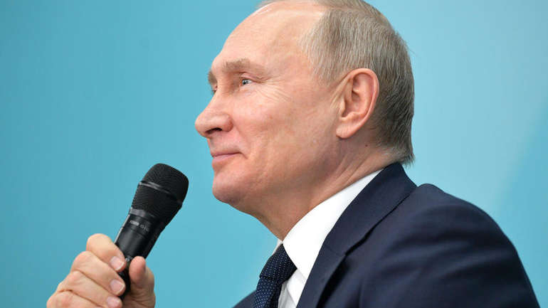 Putini: pse Rusia duhet të mbetet një republikë e fortë presidenciale 19 putin epa 72
