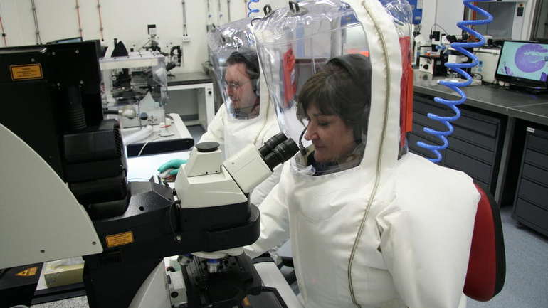 koronavirus laboratorij naucnici epa