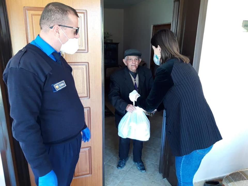Kryebashkiaku Demo për ATSH-në: Rreth 2 mijë familje do të përfitojnë ndihma ushqimore