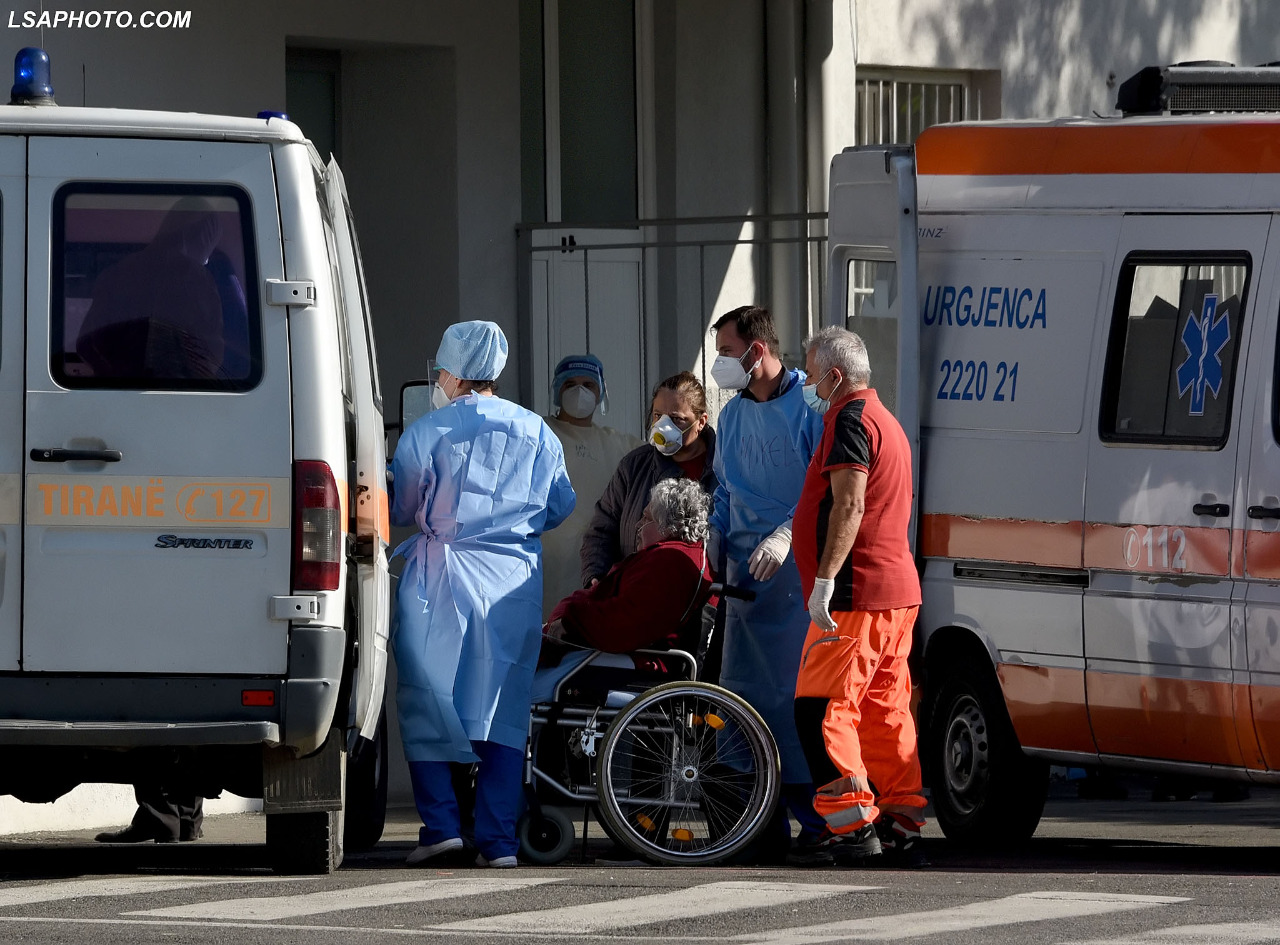 5 persona humbën jetën nga Covid-19, sa rasteve pozitivë u konstatuan 24 orët e fundit