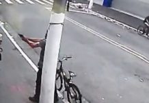 Pamje të rënda/ I riu qëllon me gjakftohtësi gruan me plumb në ballë, më pas largohet me biçikletë