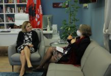 Kryemadhi takon ambasadoren e Francës: Politika e jashtme duhet të krijojë klimën për investime të huaja
