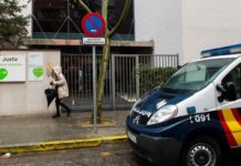 Mbajti peng për 2 muaj bashkëjetuesin që ti merrte pinin e bankës, arrestohet gruaja. E gjuajti me çekiç dhe e gjakosi