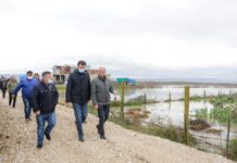 Basha: Qytetarët në ujë e në mëshirë të fatit, ministrat bëjnë qejf në Dubai