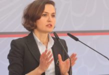 Makinë dhuratë dhe një aparatament me vlerë 75 mijë euro në Tiranë/ Birn nxjerr skedën e pasurisë së ish- ministres së Arsimit, Besa Shahini
