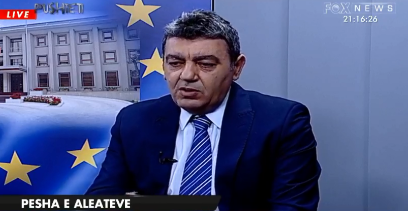 Analisti Plator Nesturi kritikon opozitën: Nuk më duket i besueshëm! Duhet  të armatoset rëndë dhe të krijojë frymë - Berati TV