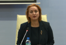 “Ilir, mos e pengo Vlorën”, Rama ka një mesazh për Metën, Denaj sqaron publikisht me detaje procesin e huamarrjes për rindërtimin e segmentit Vlorë-Orikum