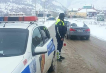 Reshjet e dëborës në Korçë/ Policia thirrje shoferëve: Akset ku duhet të lëvizni me zinxhirë