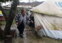 Jetesë e vështirë në çadra/ Të prekurit nga tërmeti: Jemi harruar