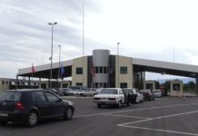 Mijëra shqiptarë kalojnë nga Qafë-Thana me destinacion Greqinë