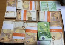 Sekuestrohen 50 mijë euro në Kakavijë/ Policisë nuk i shpëton nga syri valixhja e dyshimtë, si u kap 41-vjeçari