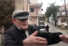 ‘Lëre mos e vrit’, fqinji i kambistit tregon si ia hoqi grabitësin nga duart: Shefqetin e goditën, i erdhi e gjithë lagjja në ndihmë