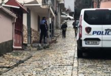 Dhunuan dhe i grabitën 40 milionë lekë kambistit, burg një prej autorëve, dy ende në kërkim