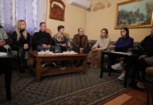Kryemadhi: Gratë po kthehen në shtëpiake, ne e kemi pjesë të programit punësimin e tyre